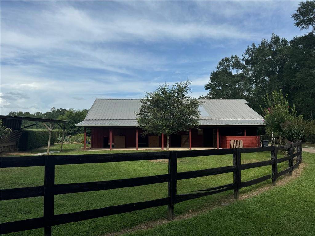 Franklinton, LA 70438,17120 KAT KAW RD