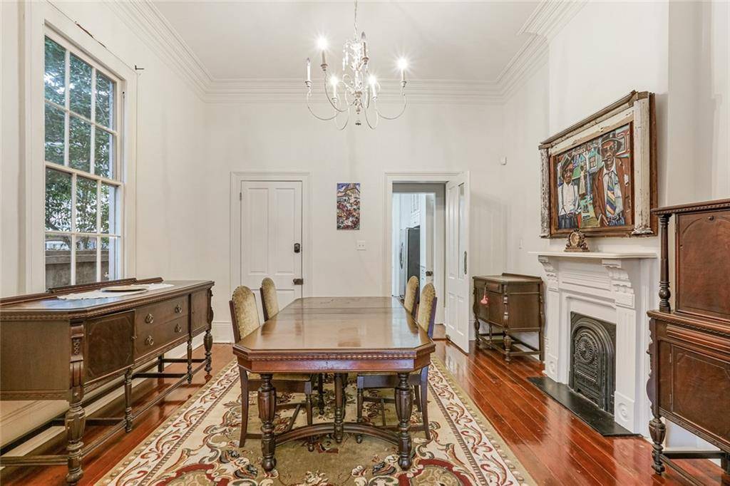 New Orleans, LA 70116,821 GOVERNOR NICHOLLS ST