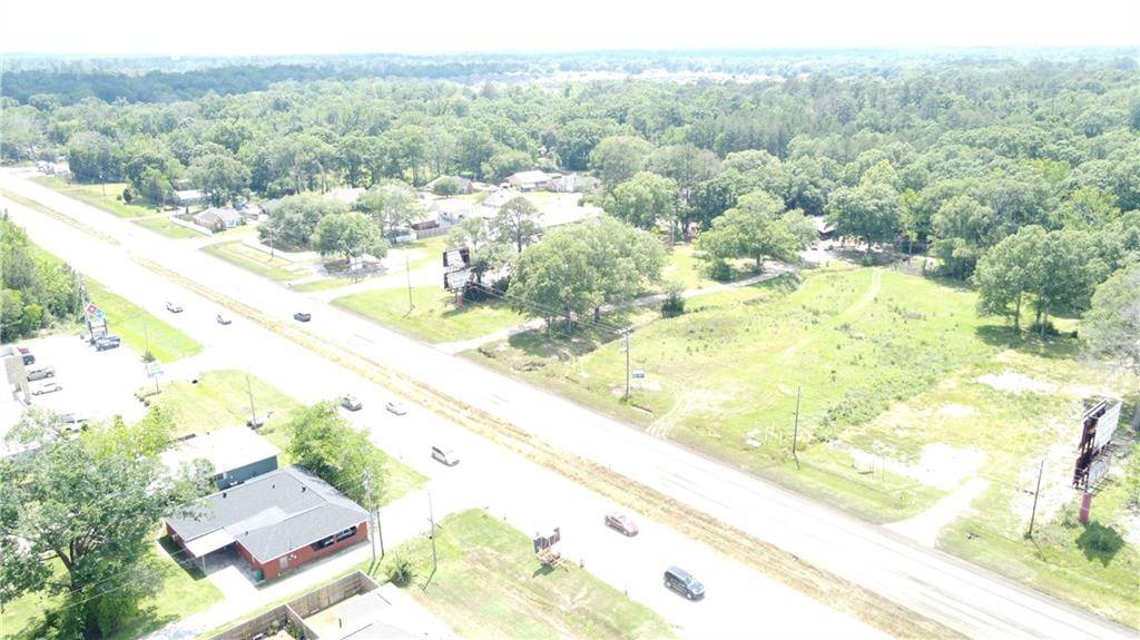 Denham Springs, LA 70706,33761 HIGHWAY 16 HWY