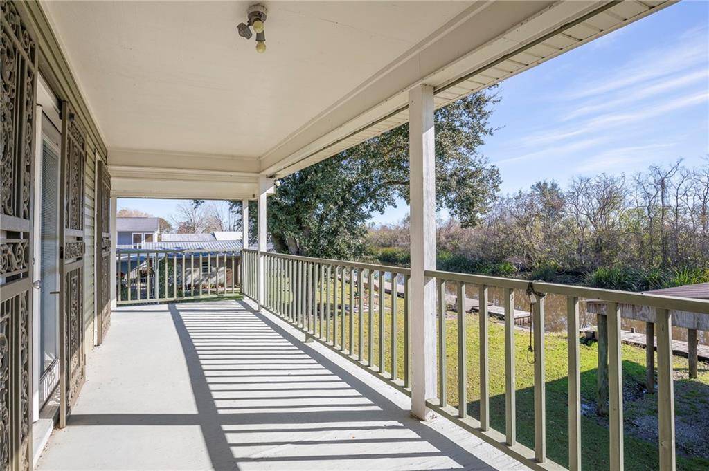 Des Allemands, LA 70030,4142 HIGHWAY 90 DR