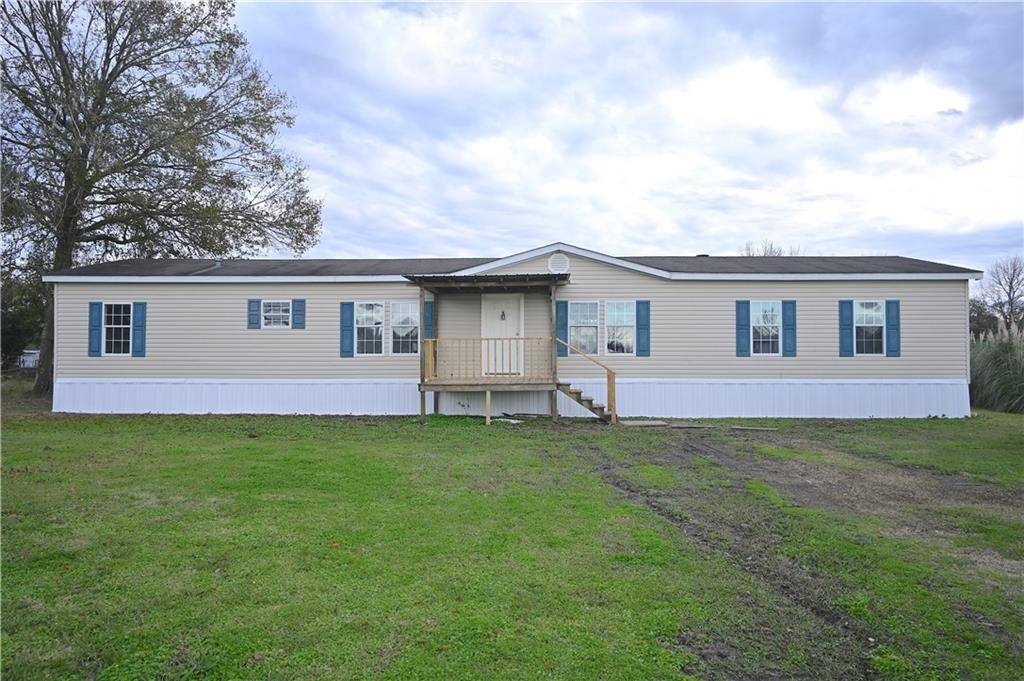 Marksville, LA 71351,345 STARLIGHT BAPTIST CHURCH RD