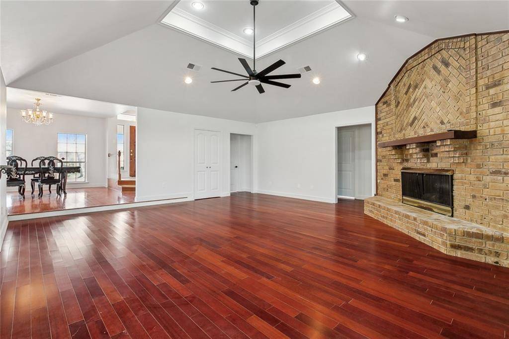 Gretna, LA 70056,1000 LAKE FRANCES DR