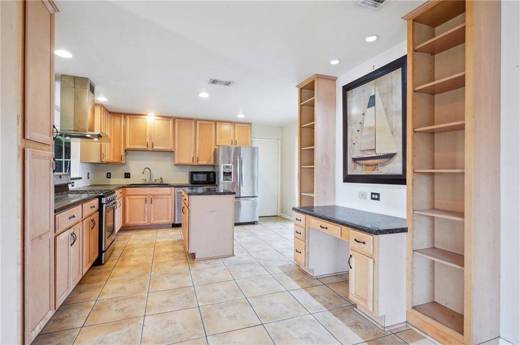 Metairie, LA 70003,1901 EISENHOWER AVE