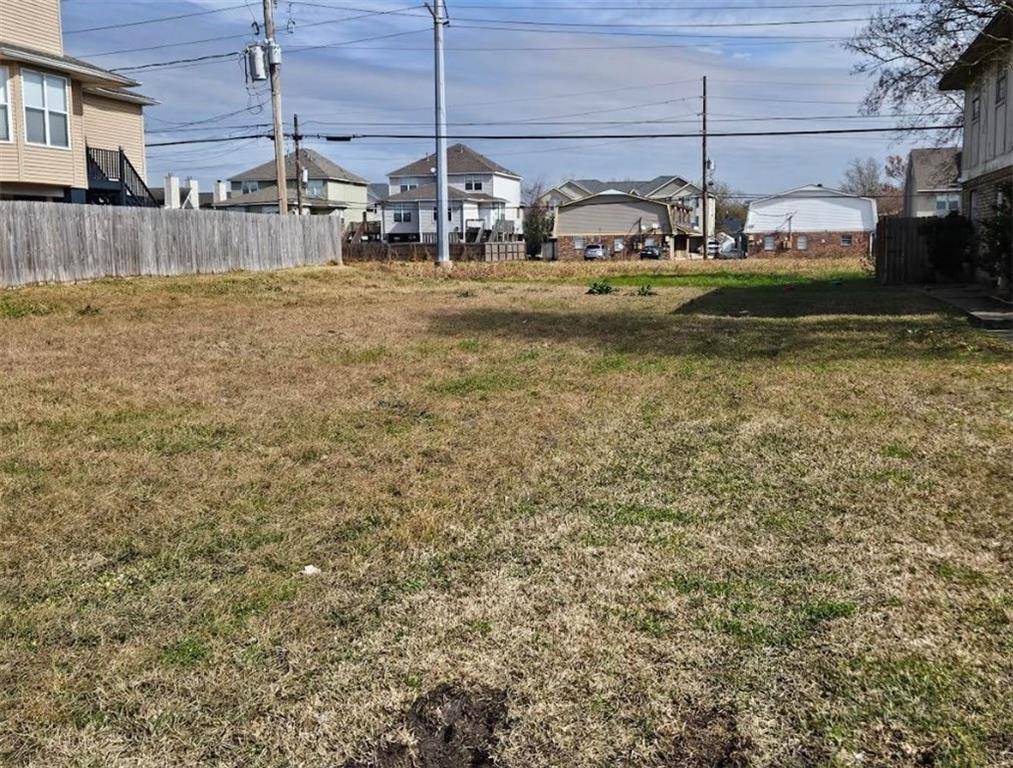 Destrehan, LA 70047,69 CARRIAGE LN
