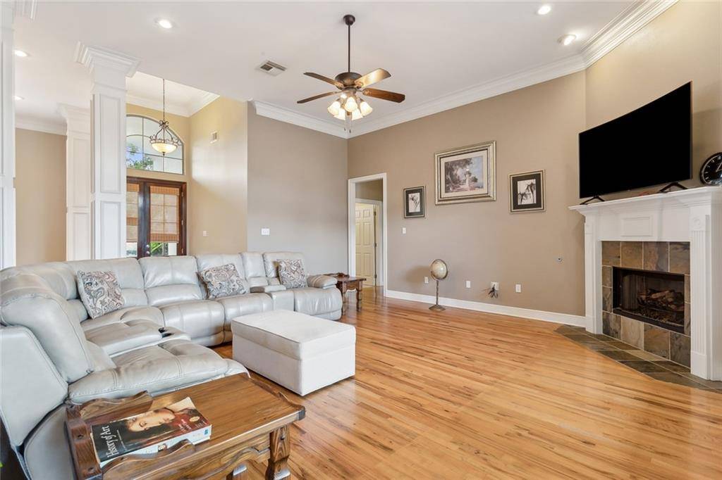 Covington, LA 70433,242 PLACE SAINT JEAN