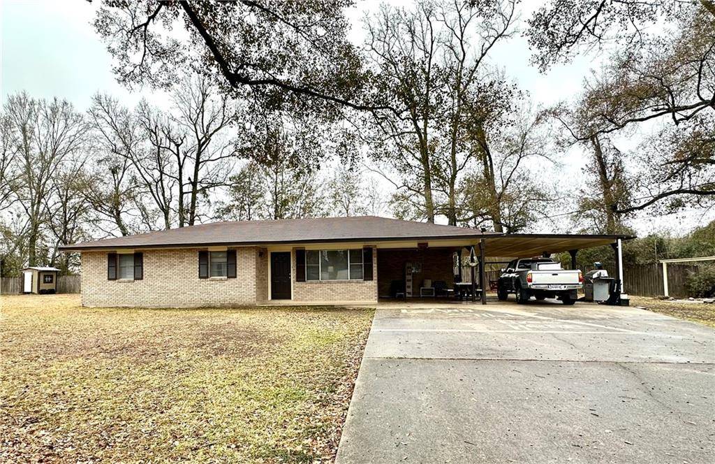 Ponchatoula, LA 70454,40555 HICKORY LN