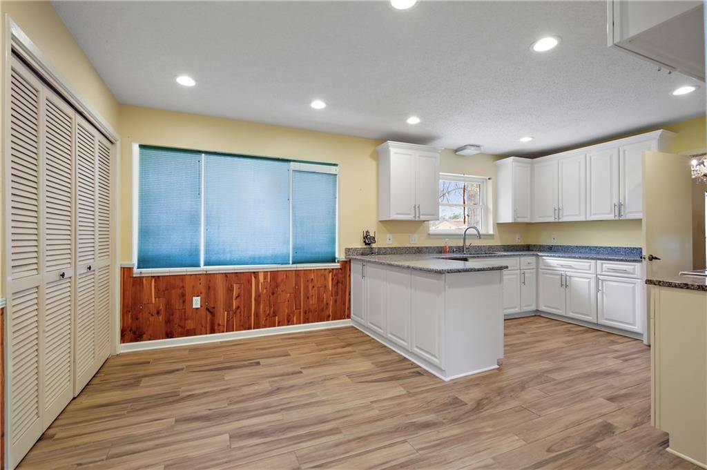 Slidell, LA 70458,427 BROKEN BOUGH DR