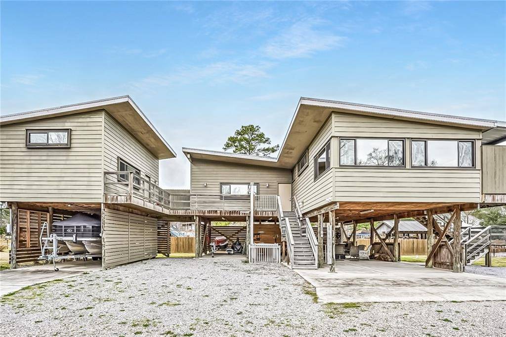 Lacombe, LA 70445,26477 MANDANE DR