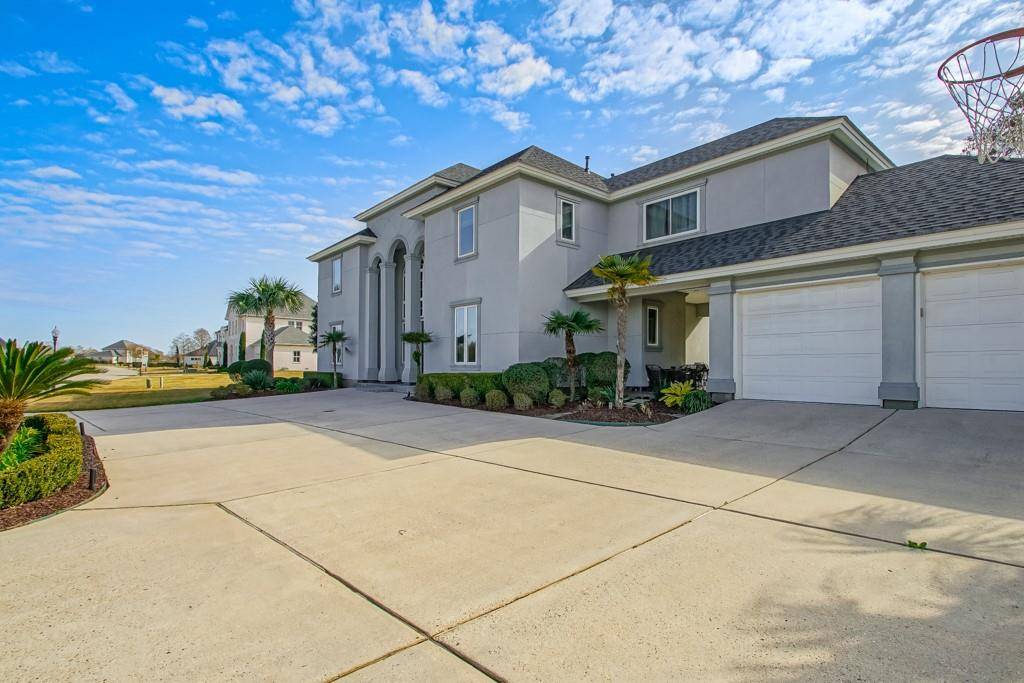 New Orleans, LA 70131,132 PINE VALLEY DR