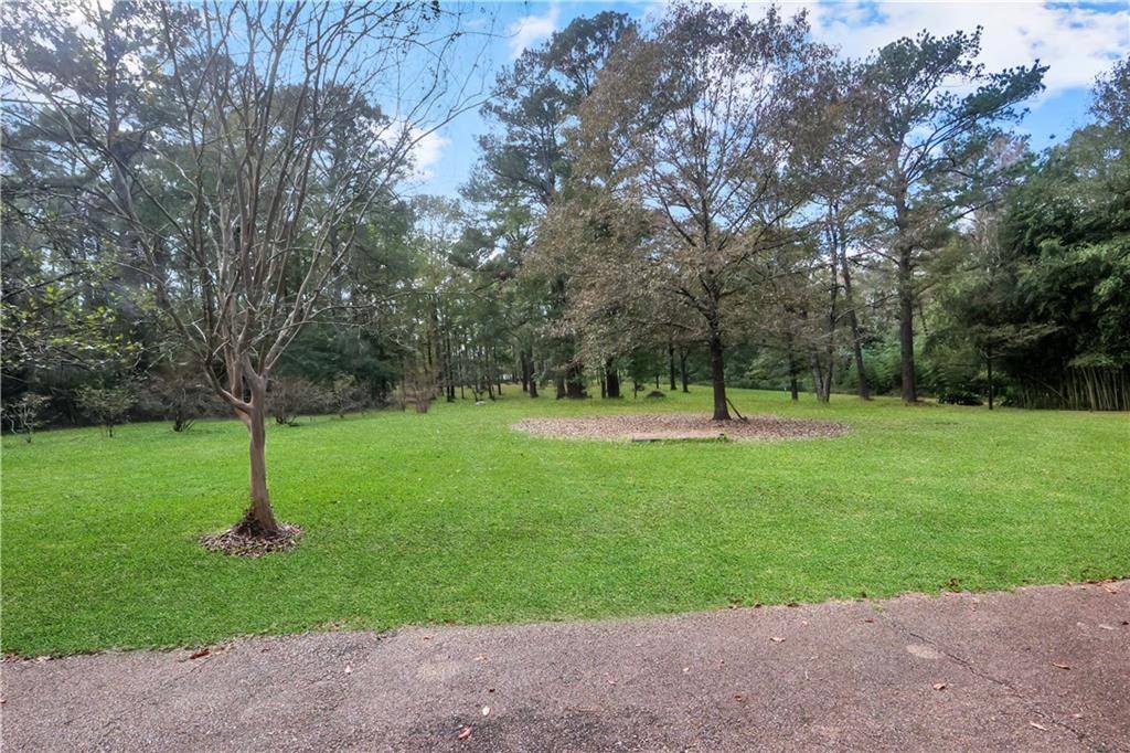 Covington, LA 70435,84650 CAMUS LN