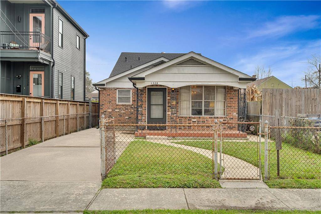 New Orleans, LA 70117,1328 CLOUET ST