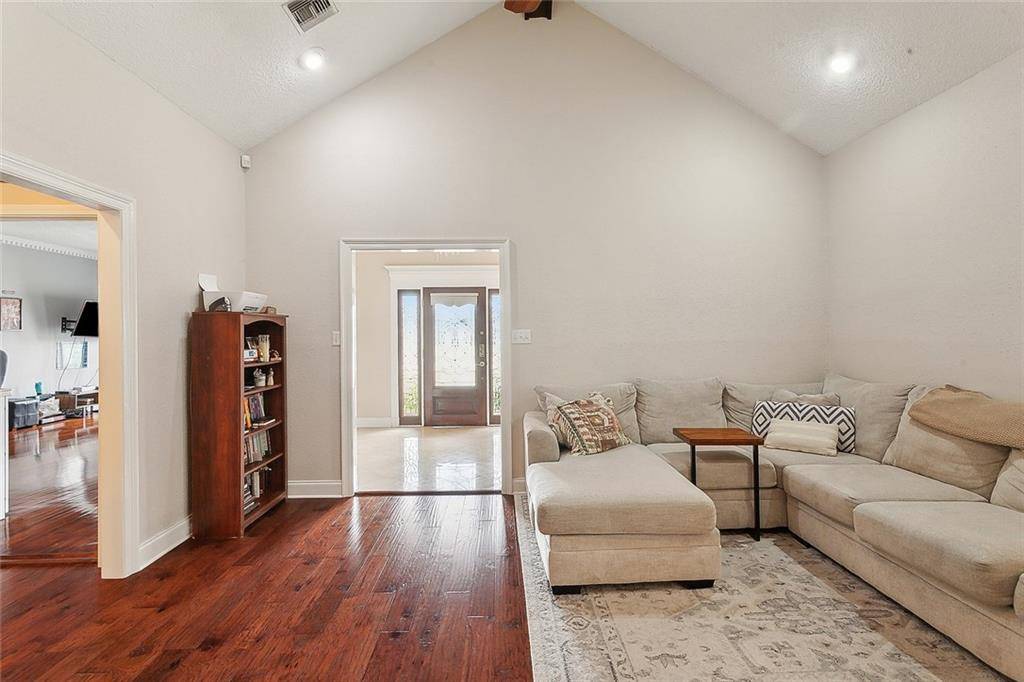 Metairie, LA 70003,5016 WILSON DR