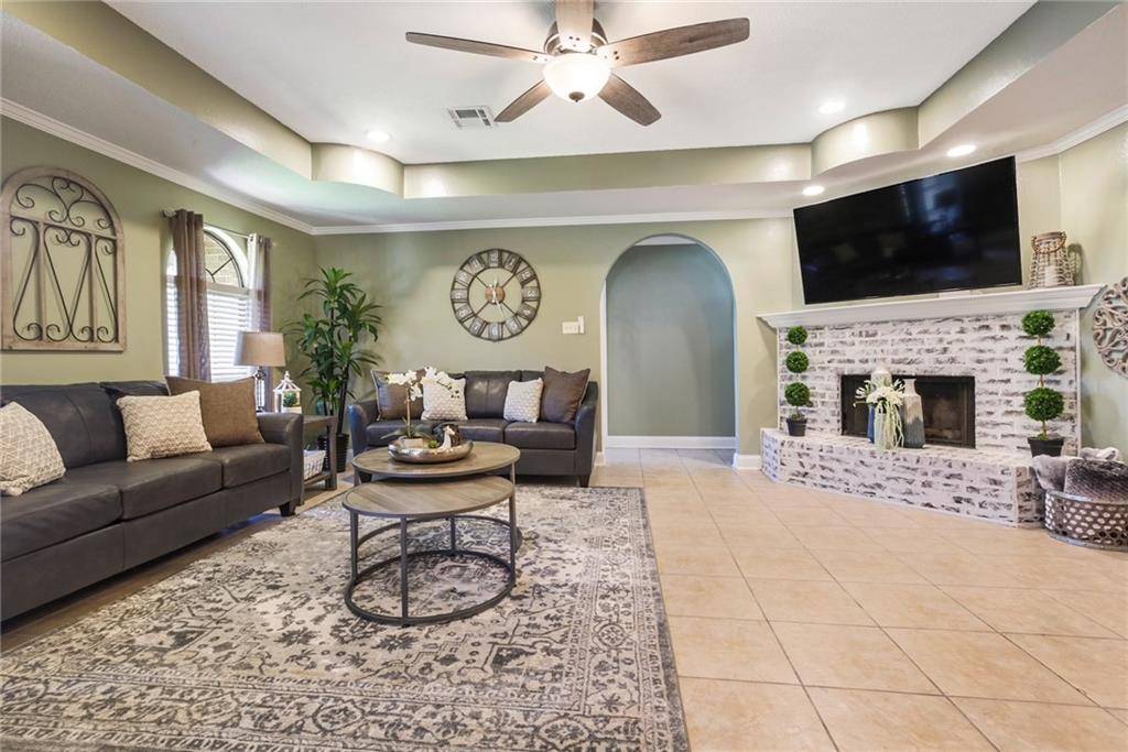 Arabi, LA 70032,6900 ROYAL ST