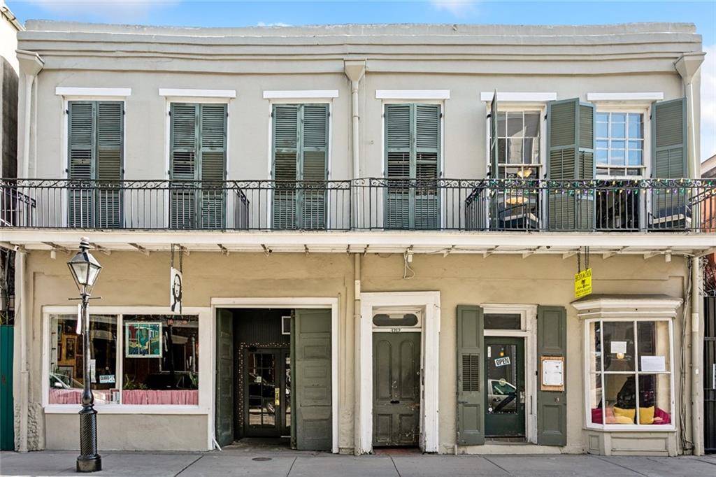 New Orleans, LA 70116,1212 14 ROYAL ST