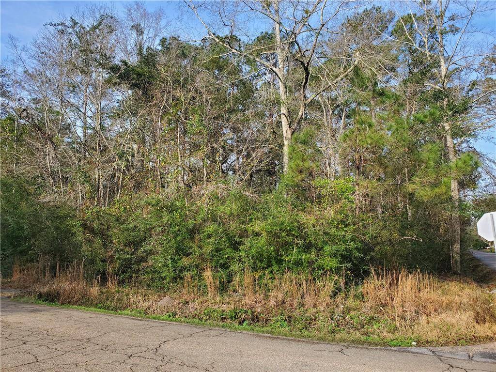 Lacombe, LA 70445,JACKSON ST