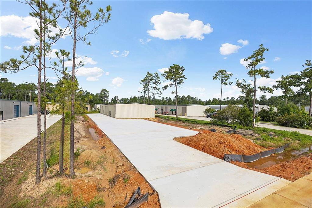 Mandeville, LA 70471,273 GENERAL PATTON AVE