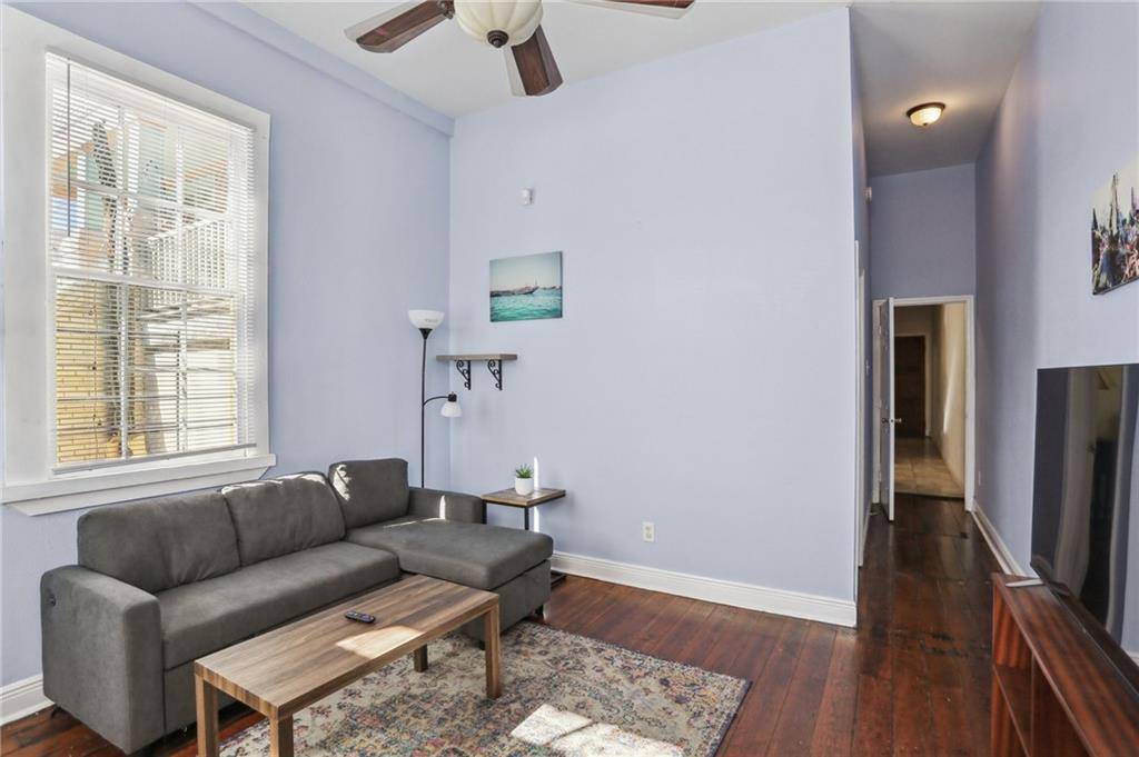New Orleans, LA 70117,3313-3315 ST CLAUDE AVE