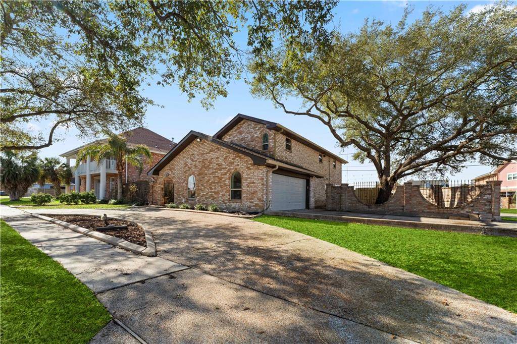 Chalmette, LA 70043,3520 PALMISANO BLVD