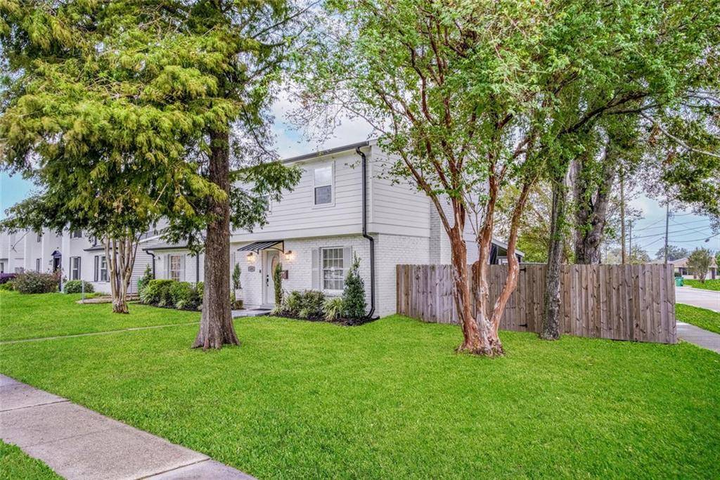 Metairie, LA 70006,5201 MEADOWDALE ST