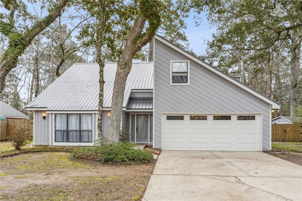 Madisonville, LA 70447,40 DELOAKS DR