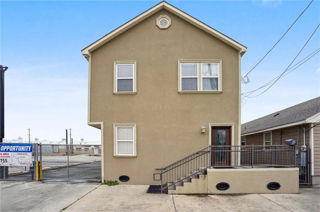 Harahan, LA 70123,29/37 HICKORY AVE & 100 POWERLINE DR