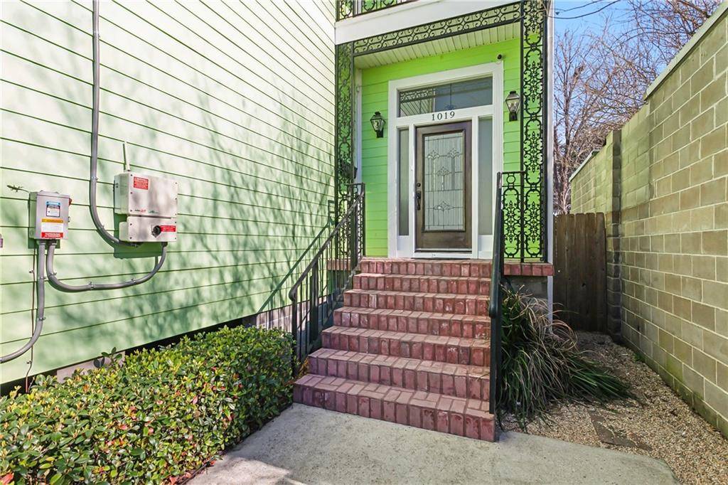 New Orleans, LA 70118,1019 LEONIDAS ST