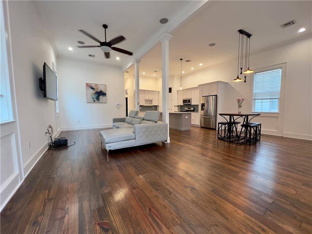 New Orleans, LA 70119,2542 BIENVILLE ST