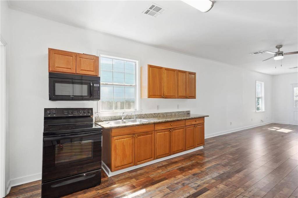 New Orleans, LA 70117,3221 N MIRO ST