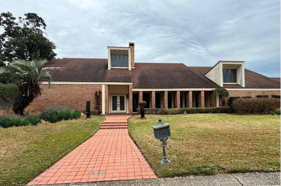 Marrero, LA 70072,75 S BURLEIGH CT