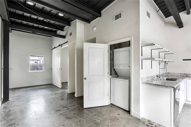 New Orleans, LA 70117,728 DESIRE ST