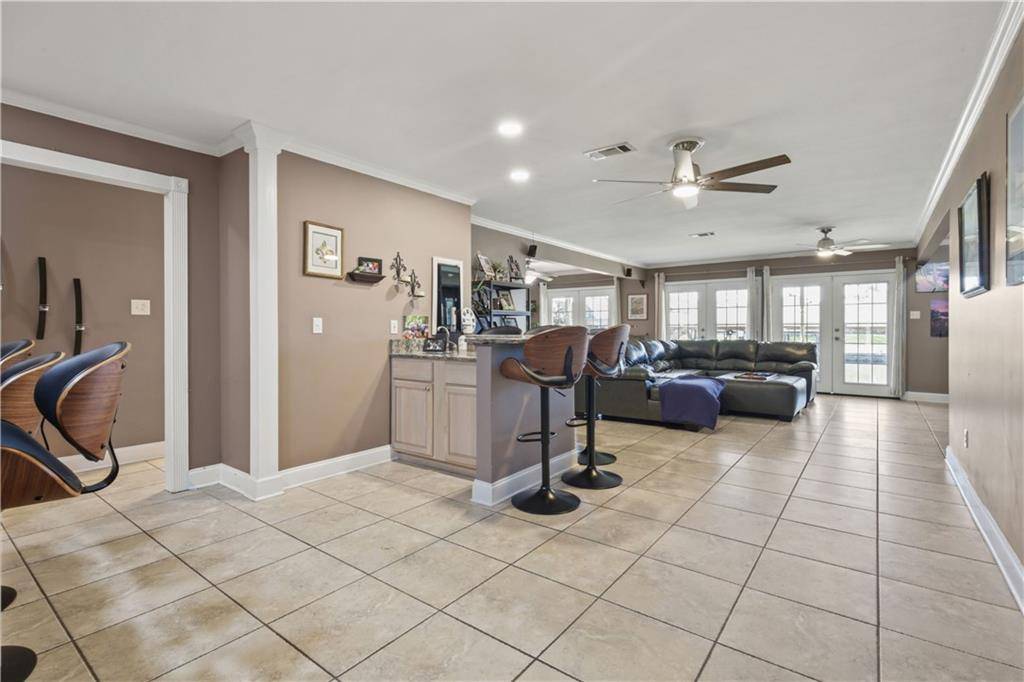 Slidell, LA 70458,305 EDEN ISLES DR