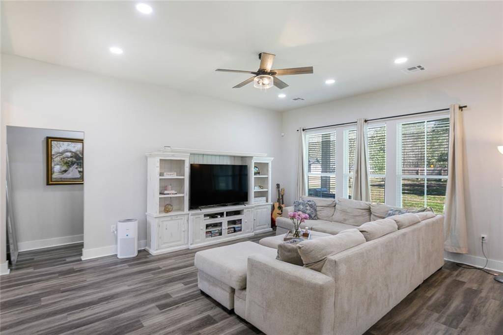 Folsom, LA 70437,167 KEENELAND PLACE LOOP