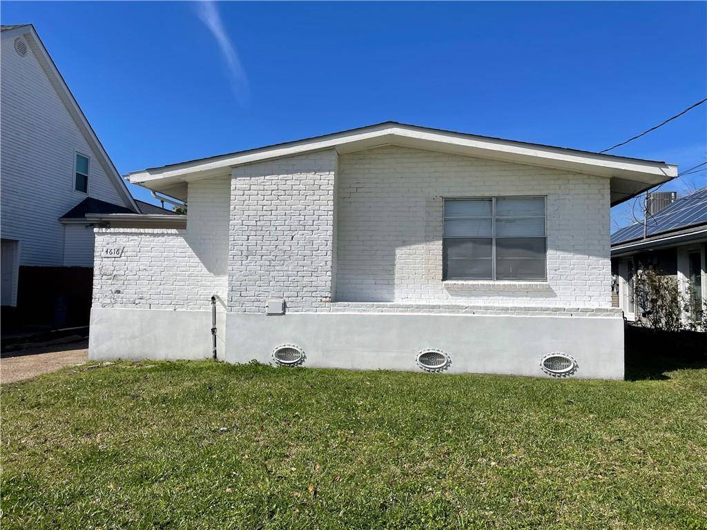 Metairie, LA 70002,4616 LAKEWOOD DR