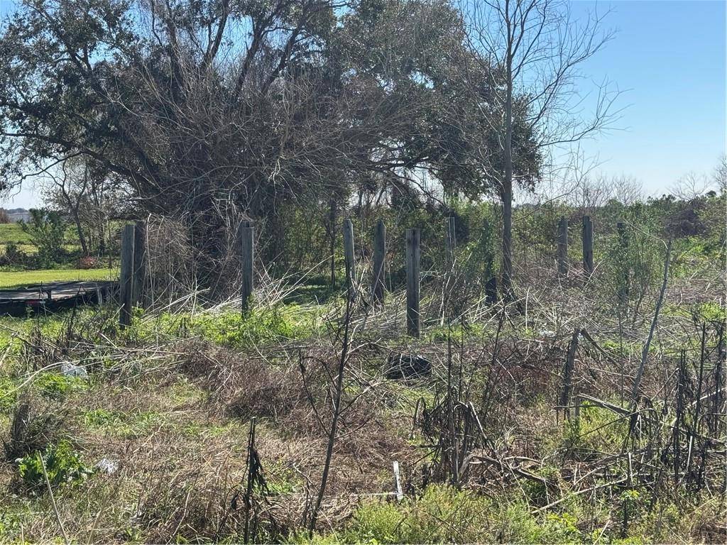 St Bernard, LA 70085,5321 DELACROIX HWY