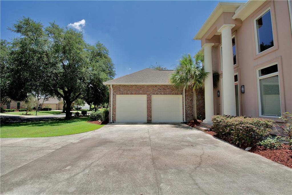 Gonzales, LA 70737,6141 JONATHAN ALARIC AVE