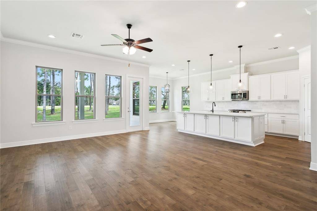 Pearl River, LA 70452,39063 TAYLOR ST