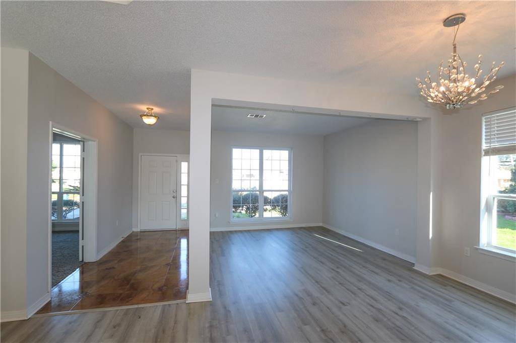 Harvey, LA 70058,3820 LAKE HURON DR