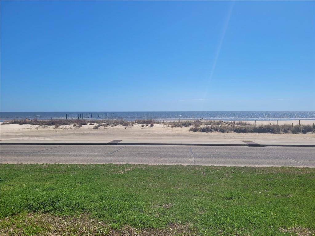 Waveland, MS 39576,305 N BEACH BLVD
