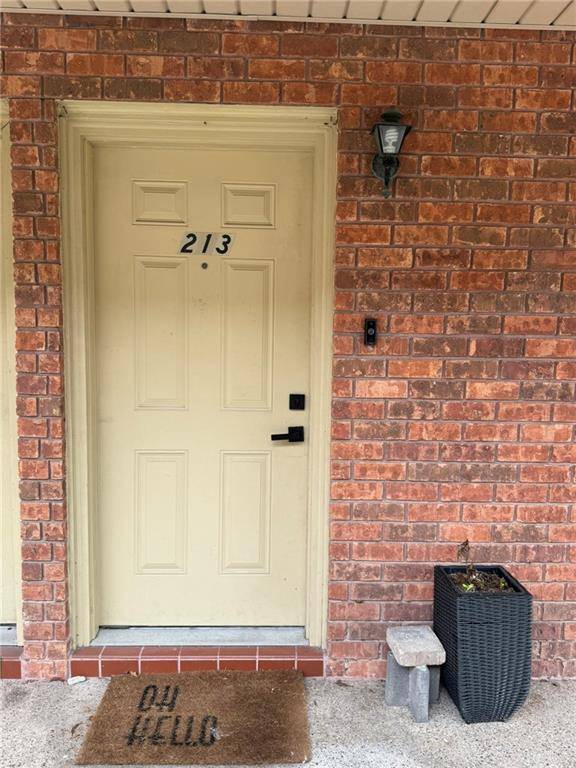 Metairie, LA 70005,213 W ESPLANADE AVE #213