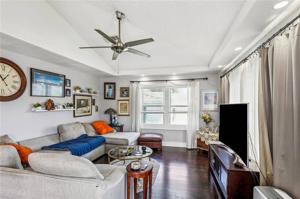 New Orleans, LA 70122,6400 PAINTERS ST