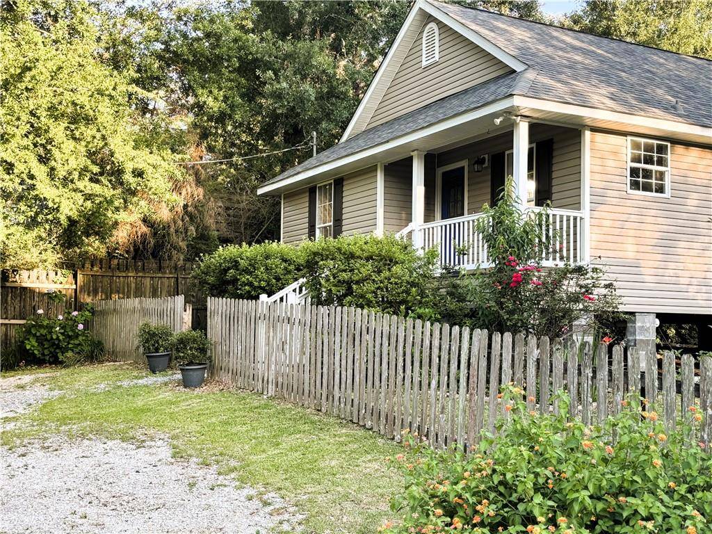 Covington, LA 70433,411 W 11TH AVE