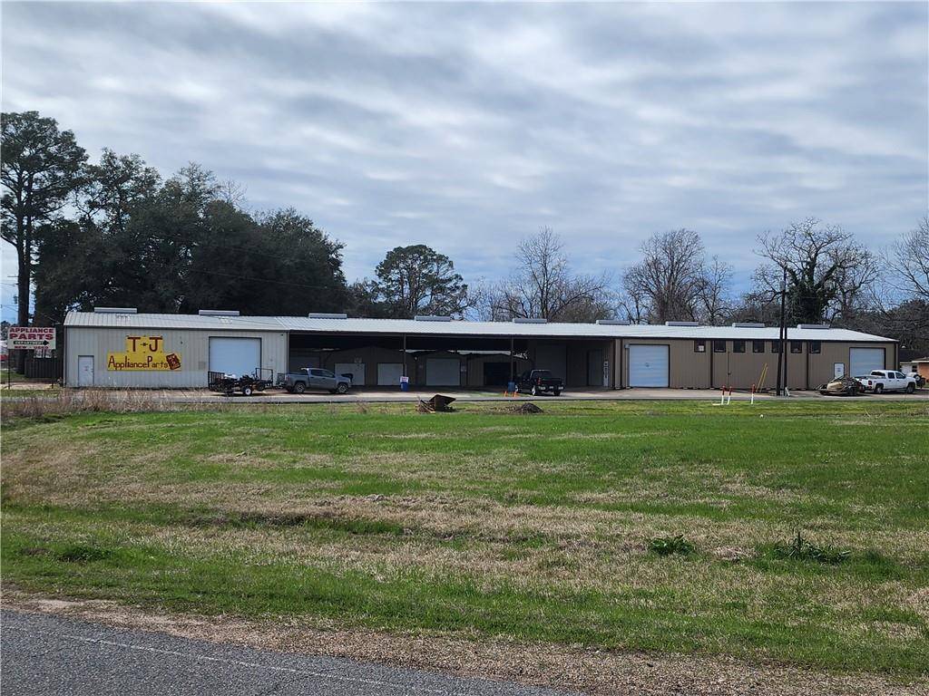 Alexandria, LA 71302,5606 GENE BALL DR