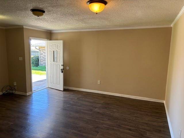 Gretna, LA 70056,352 FIRETHORN DR