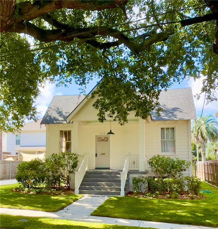 New Orleans, LA 70124,312 W ROBERT E LEE BLVD