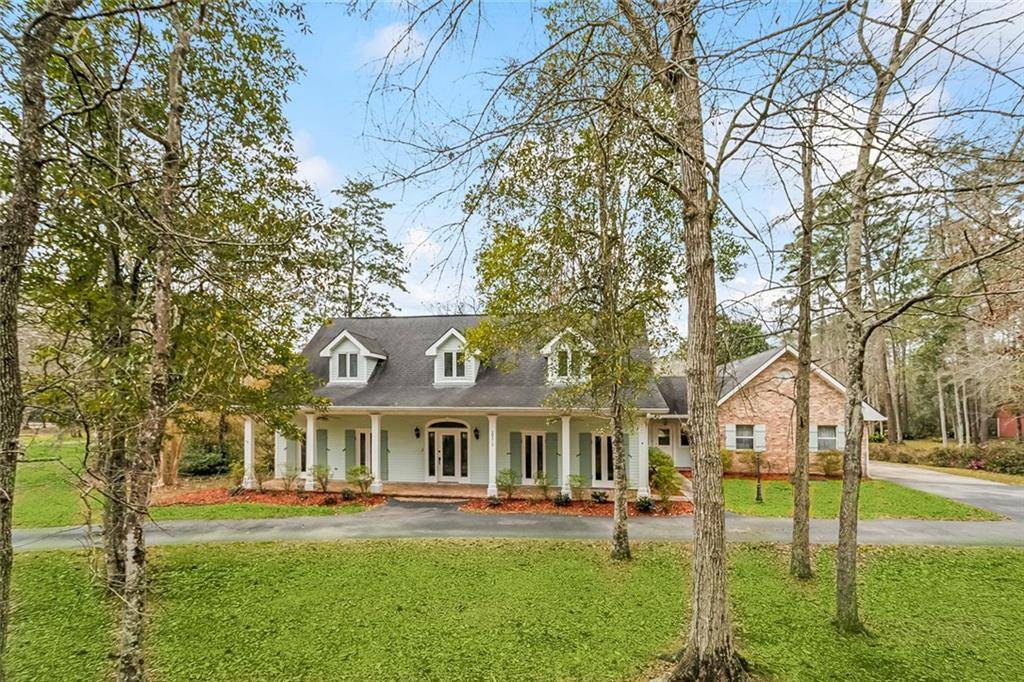 Lacombe, LA 70445,30310 SAINT JOHN DR
