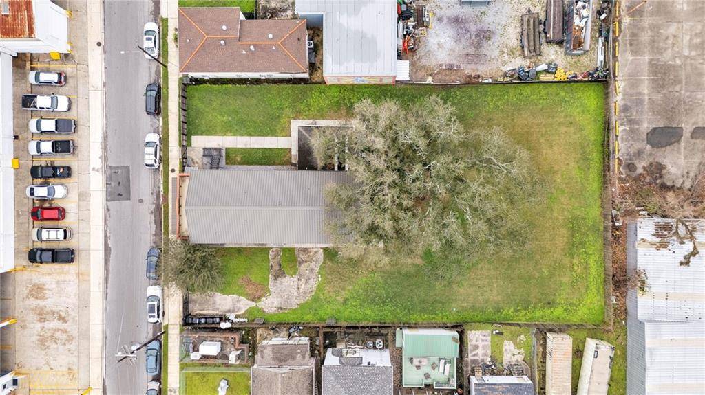 New Orleans, LA 70119,632 N WHITE ST