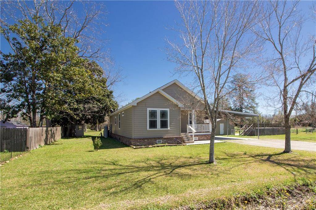 Gonzales, LA 70737,14026 YOUNG RD