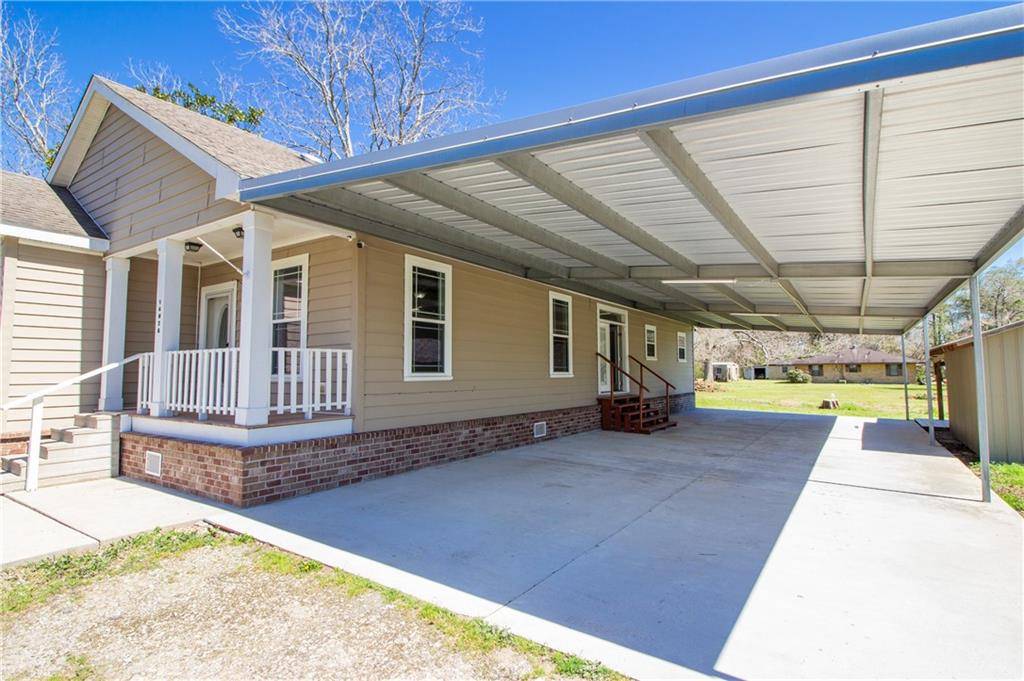 Gonzales, LA 70737,14026 YOUNG RD