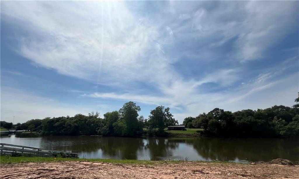 Natchitoches, LA 71457,1105 PATRICK RD