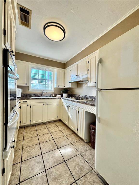 Natchitoches, LA 71457,821 PARKWAY DR